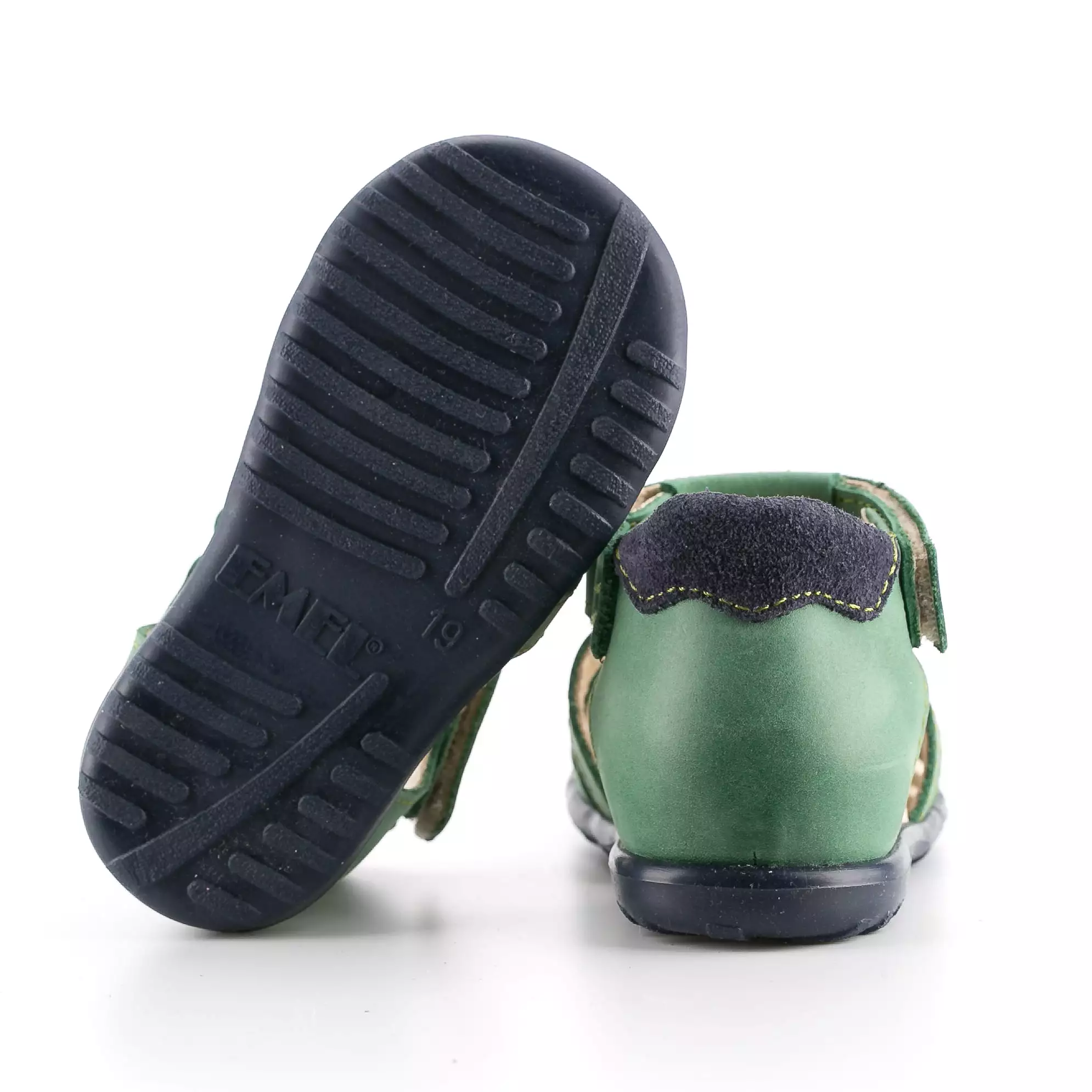 (1078-6) Green closed sandals