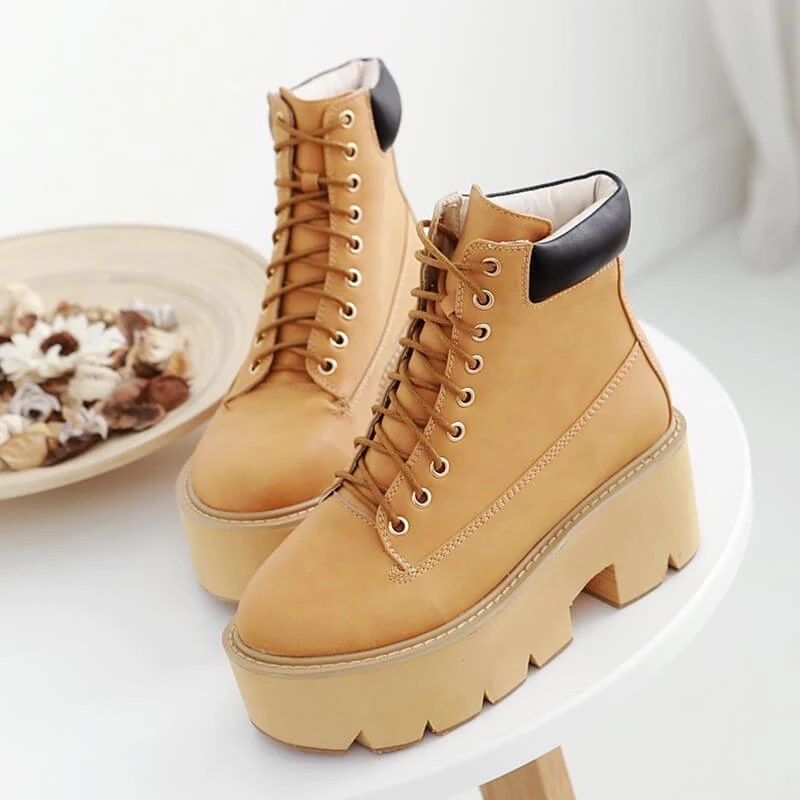 AD12192 Square Heels Lace-up Platform Boots