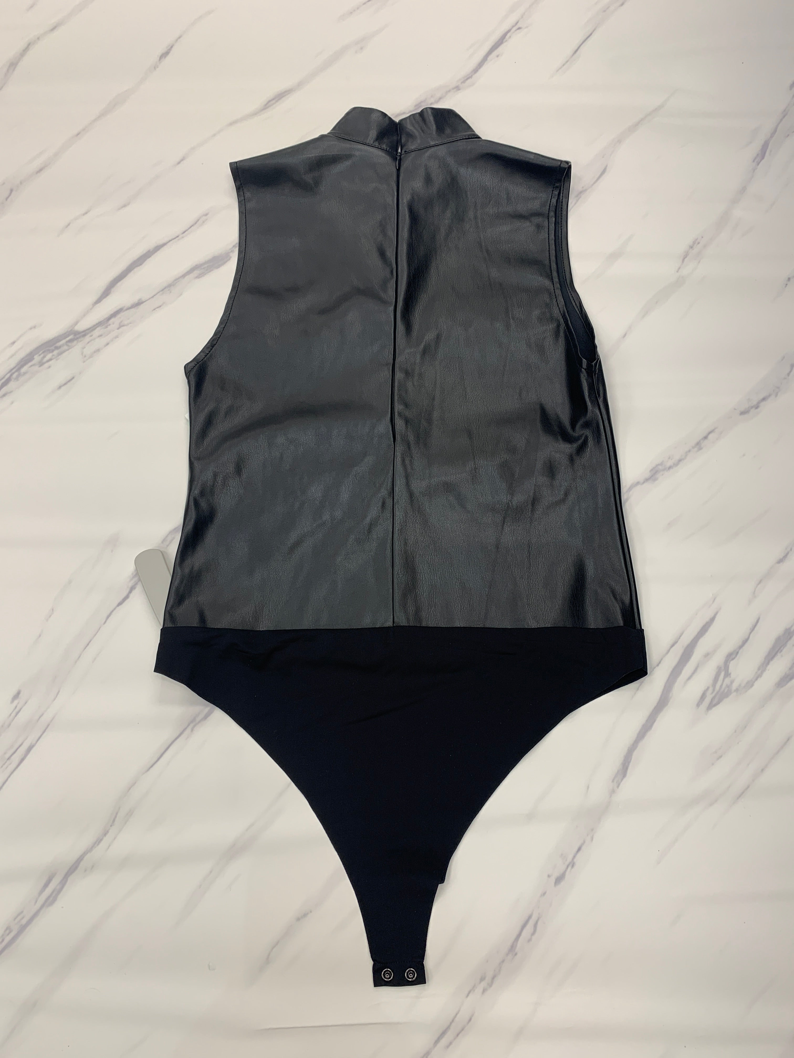 Bb Dakota bodysuit size M.