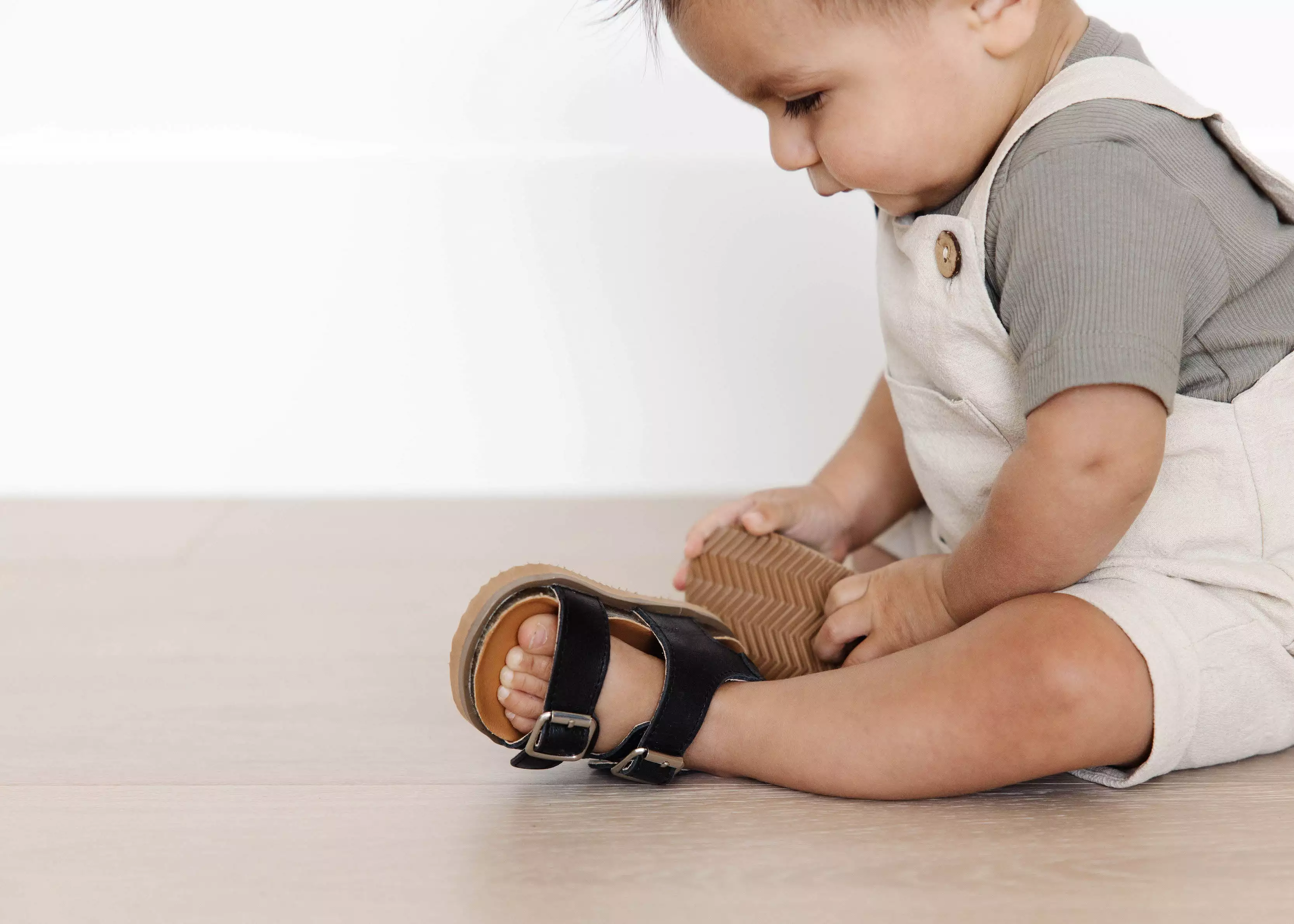 Black Sandal with Buckle