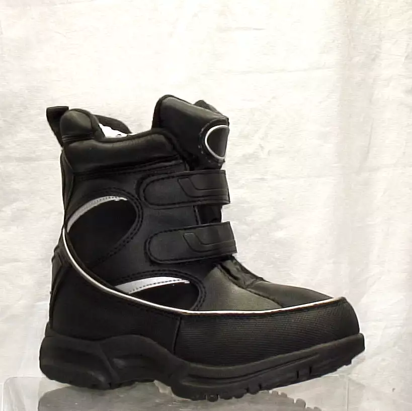 Boy's WeatherProof Tundra Snow Boot, size 2