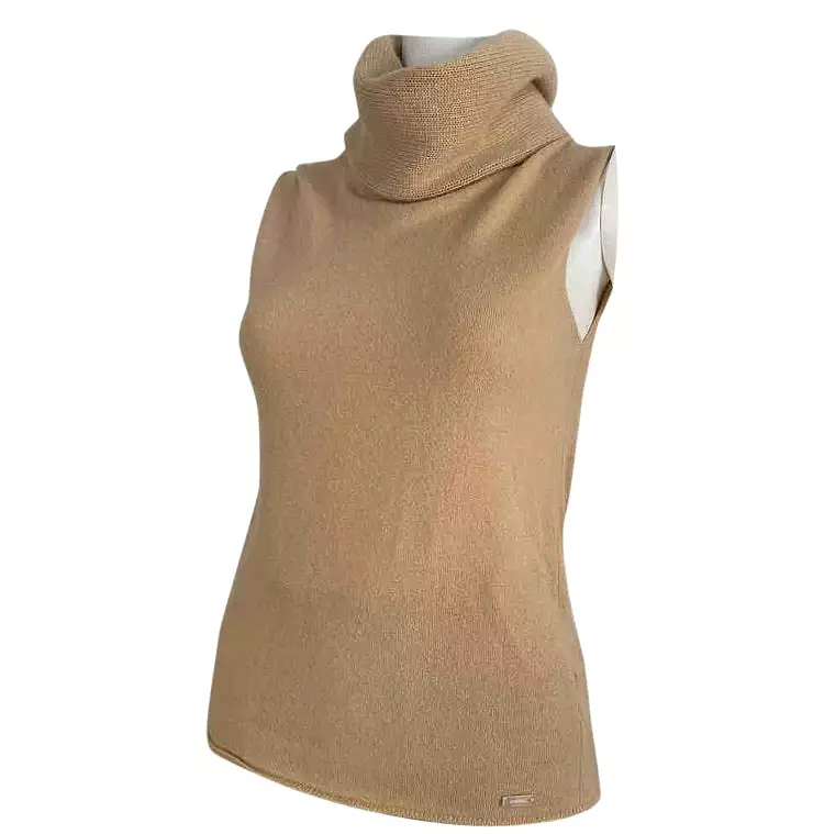 Chanel 00A 2000 Fall Light Brown Beige Turtleneck Sweater Blouse Size FR 40 US 4/6