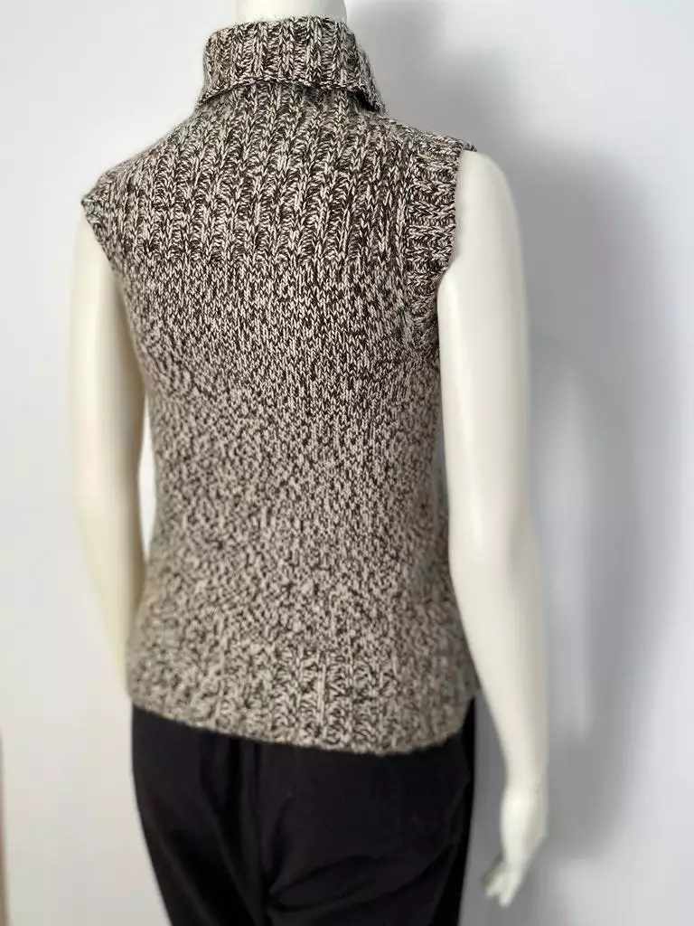 Chanel 04A Fall 2004 Cashmere Brown Tweed Turtleneck Sweater Top - FR 36 US 4