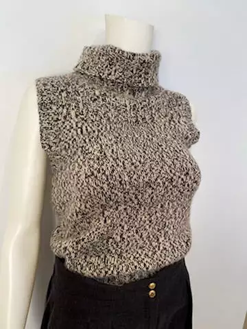 Chanel 04A Fall 2004 Cashmere Brown Tweed Turtleneck Sweater Top - FR 36 US 4