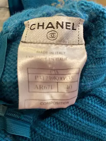 Chanel 07A 2007 Fall Turquoise Turtleneck Sweater Blouse, FR 40 US 6/8