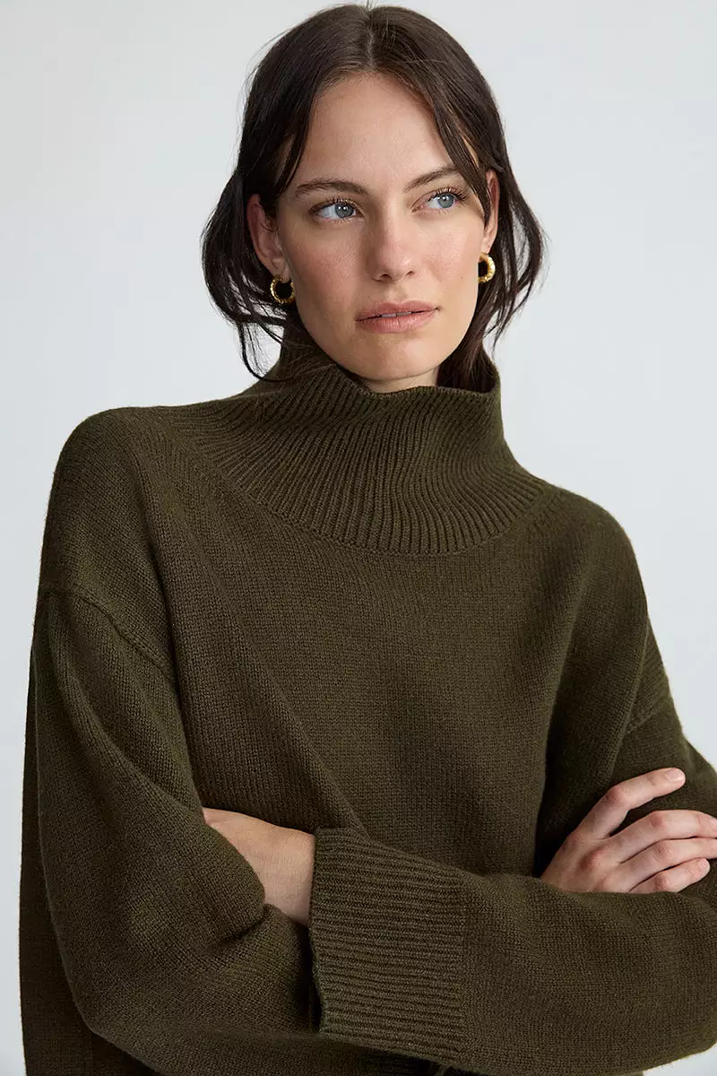 Classic Turtleneck | Army Green