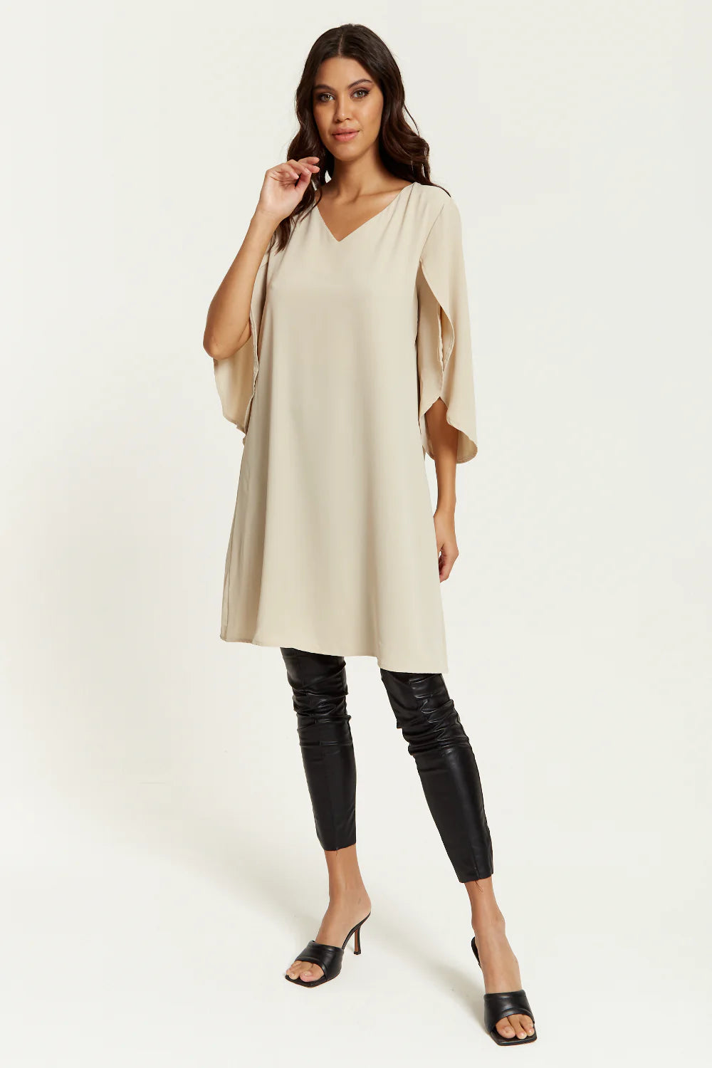 Hoxton Gal V Neck Tunic With Split Sleeves