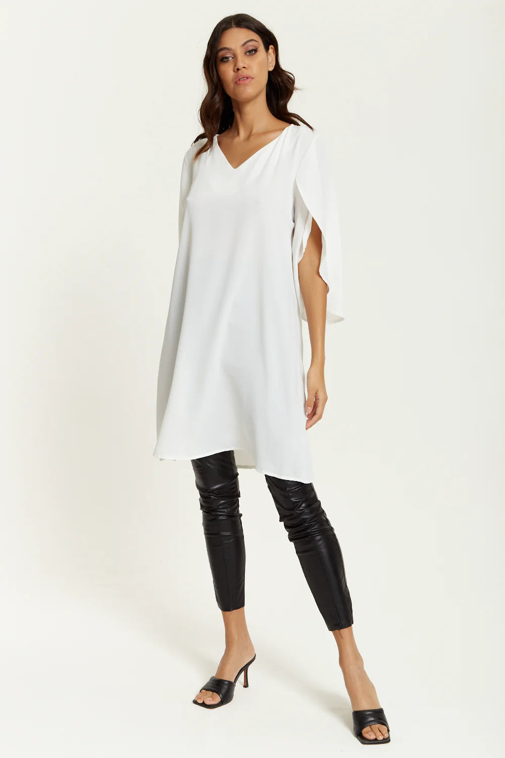 Hoxton Gal V Neck Tunic With Split Sleeves