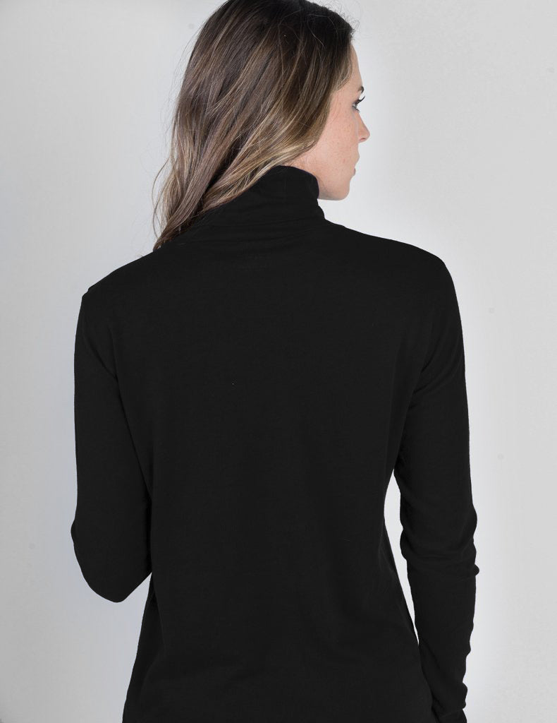 Majestic Cotton Cashmere Turtleneck in Noir/Black