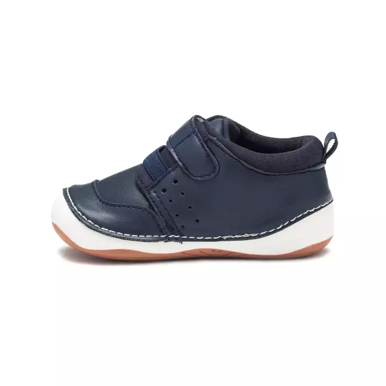 navy blue unisex sneaker