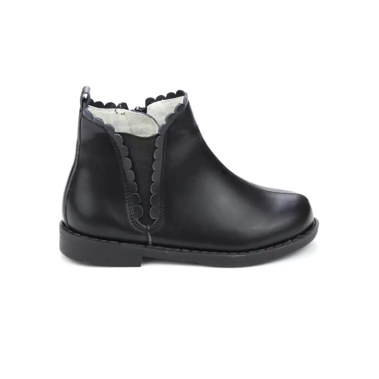 Nicola Scallop Chelsea Boot.