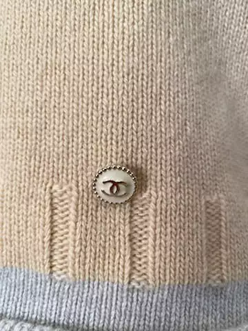 NWT Chanel 12A 2012 Fall ecru turtleneck sweater FR 38