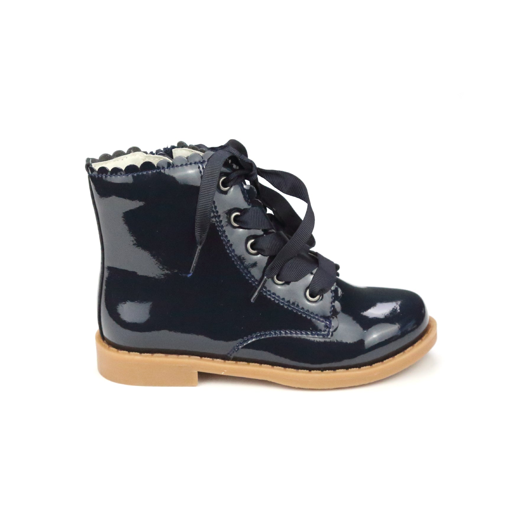 Scallop boot Josephine