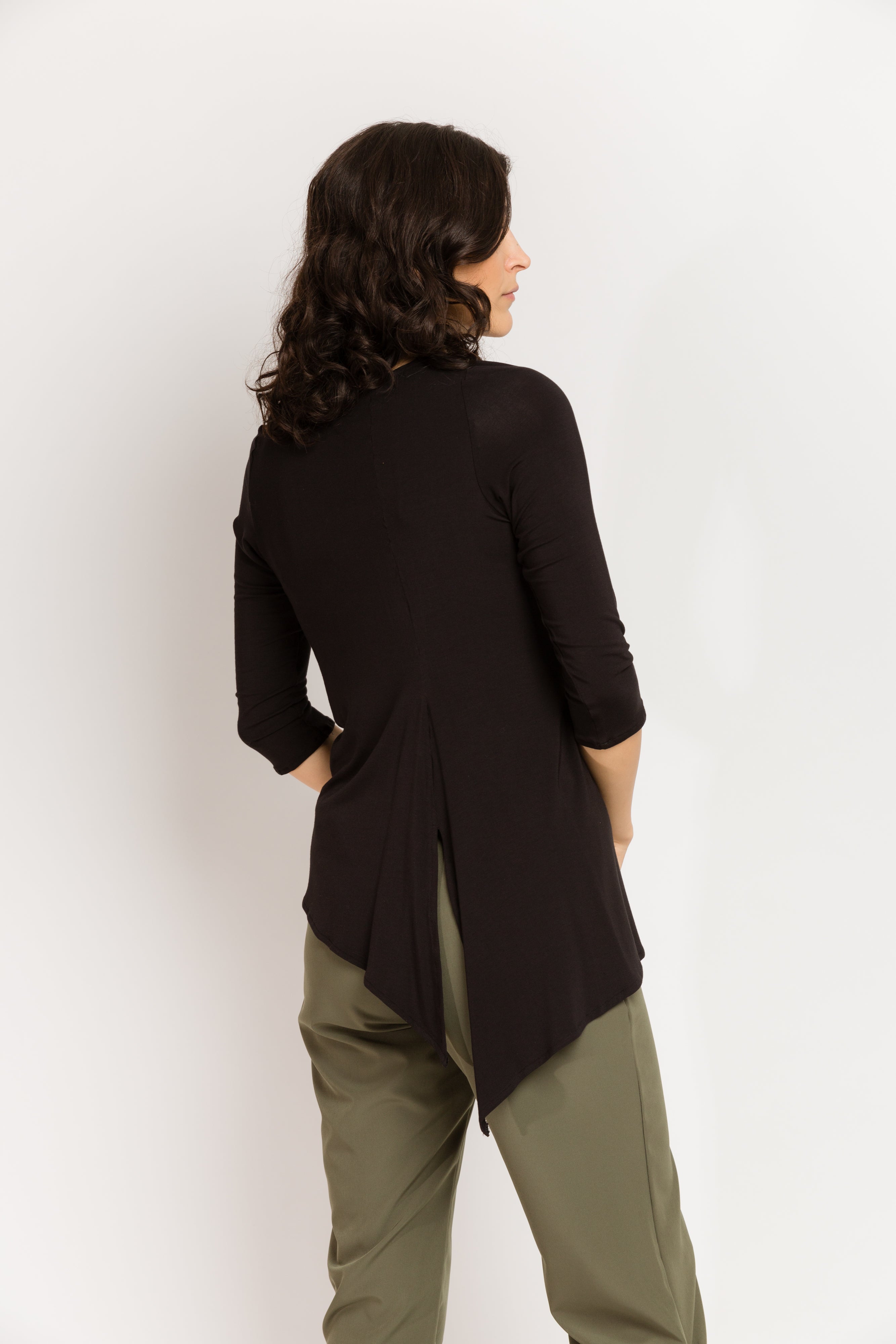 Tunic top with 3/4 sleeves in black bamboo fabric