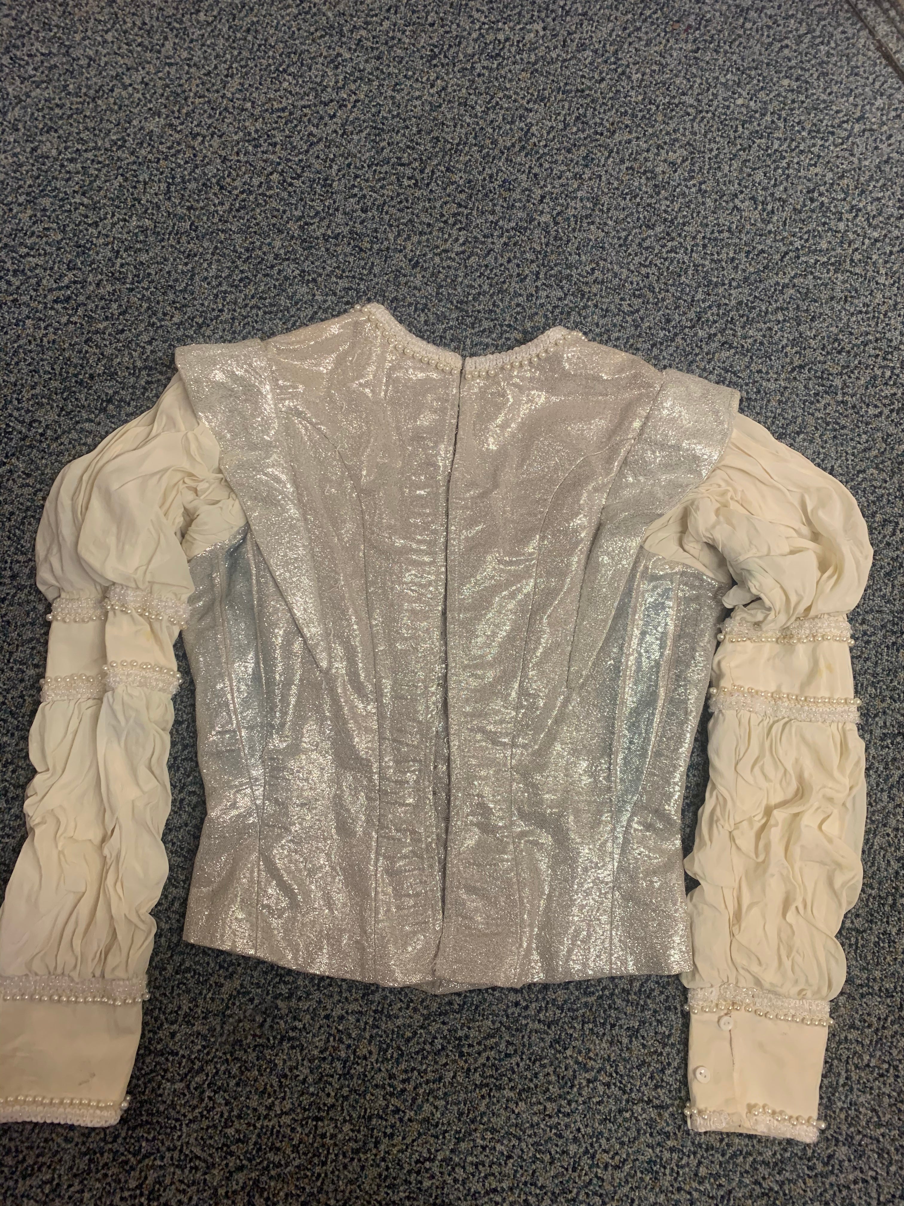 White Prince tunic for hire - One result